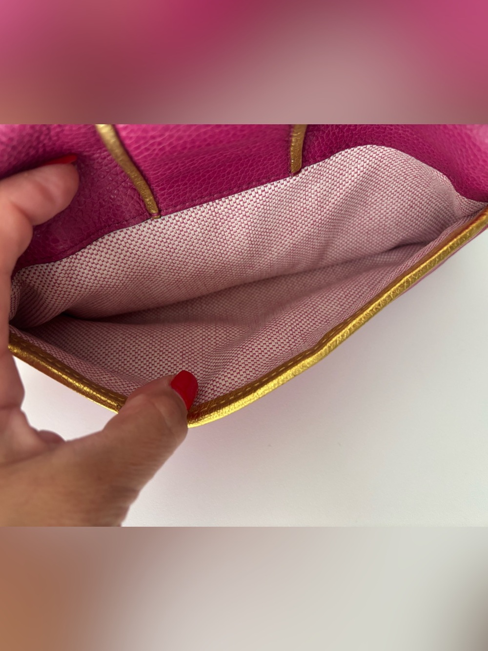 Dooney & Bourke Y2K Fuchsia Hayden Panettiere Leather Clutch - RARE - Picture 7 of 14